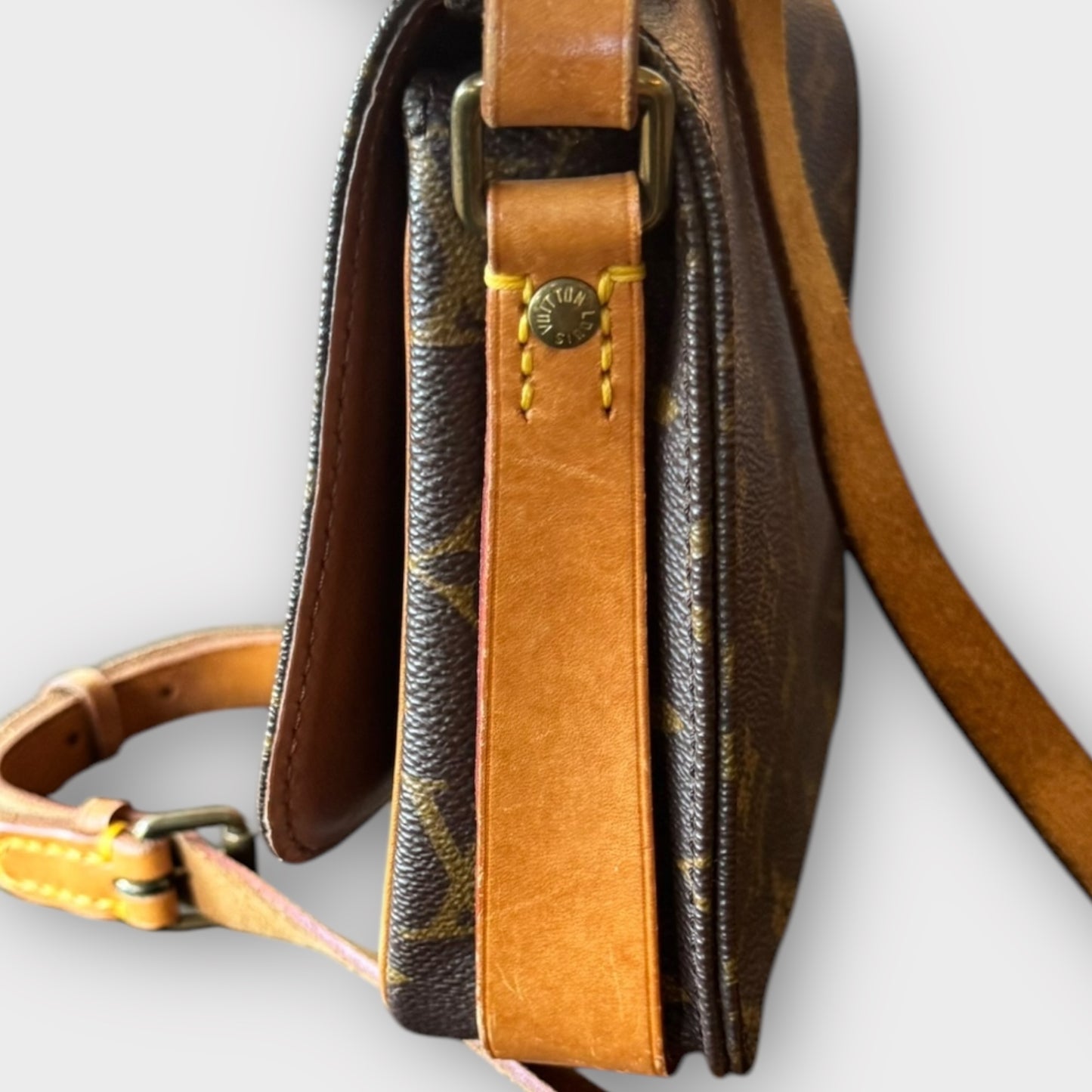 LOUIS VUITTON Crossbodybag Monogramm PM, Modell "Cartouchière PM"