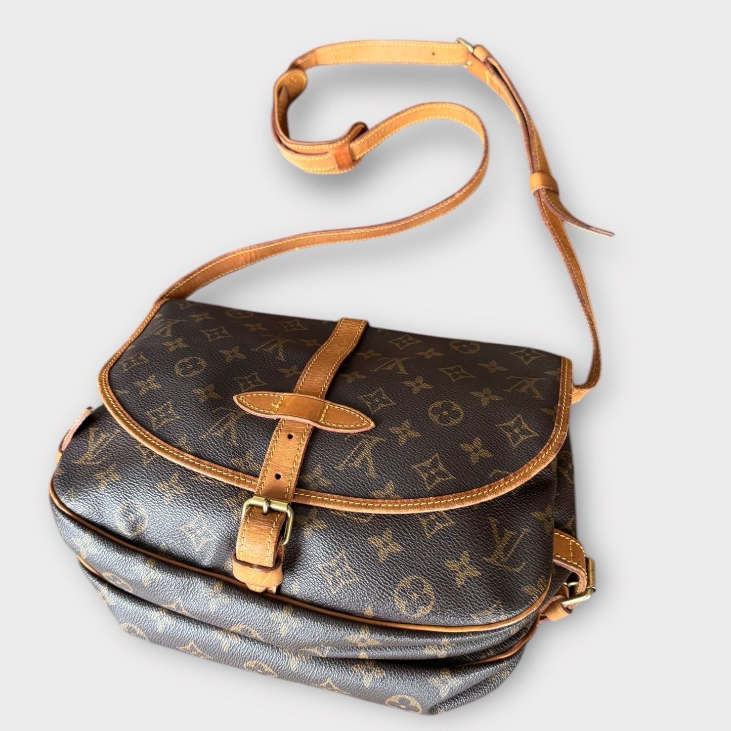 Sac à main Louis Vuitton Saumur 30 Monogram Sac à bandoulière Sac à bandoulière