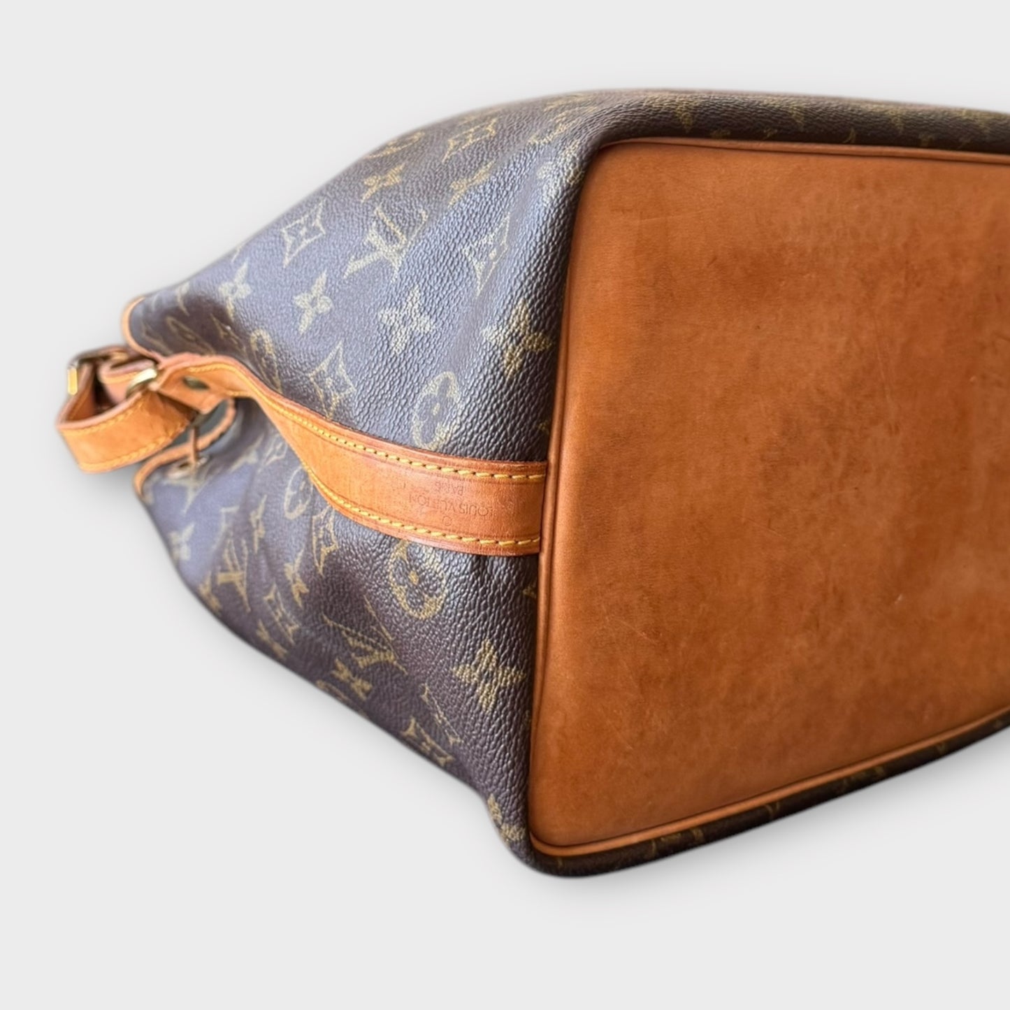 LOUIS VUITTON Petit Noé Monogram Sac à bandoulière Sac à main