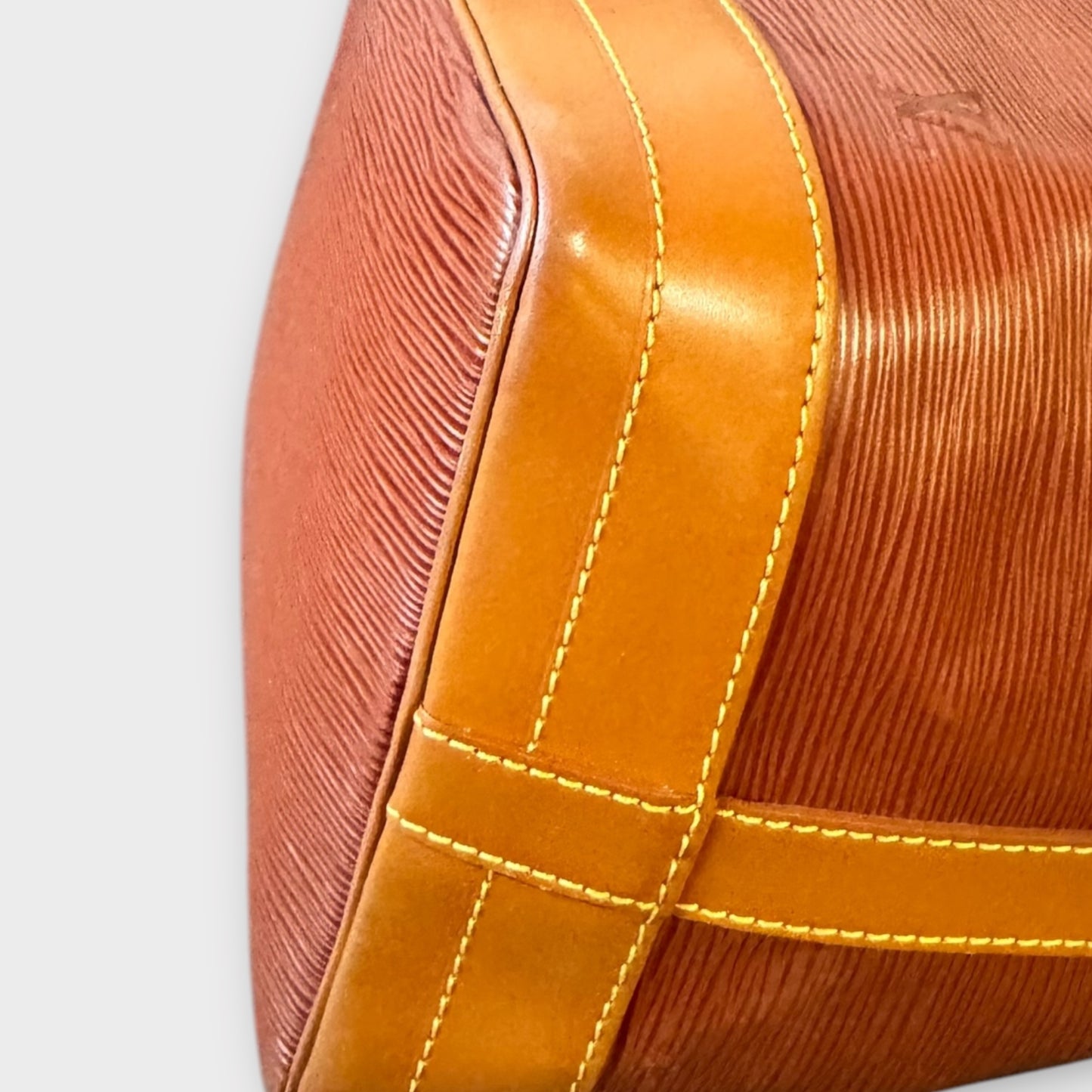LOUIS VUITTON Grand Noé Epileather Marron