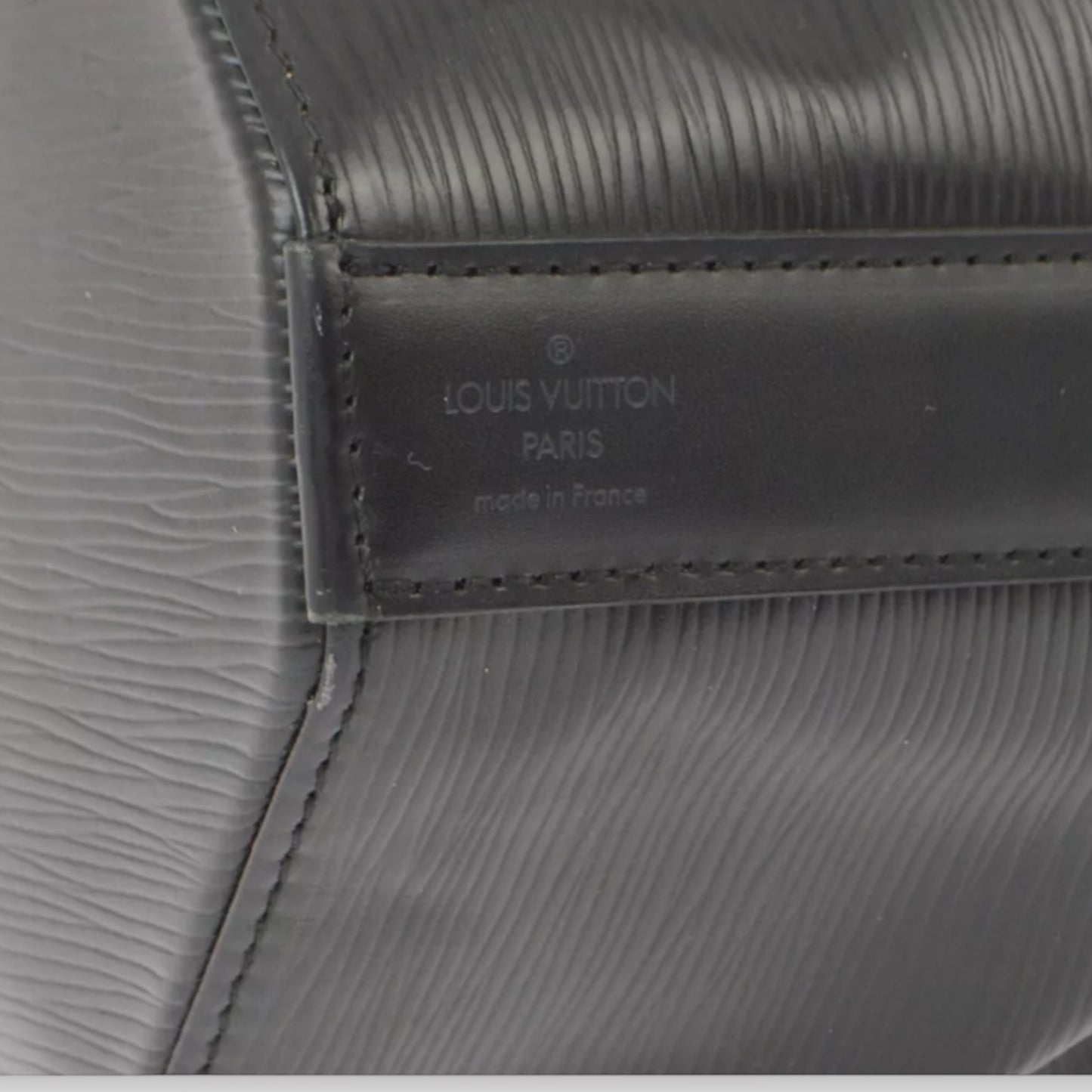 LOUIS VUITTON sac bandoulière cuir épi noir