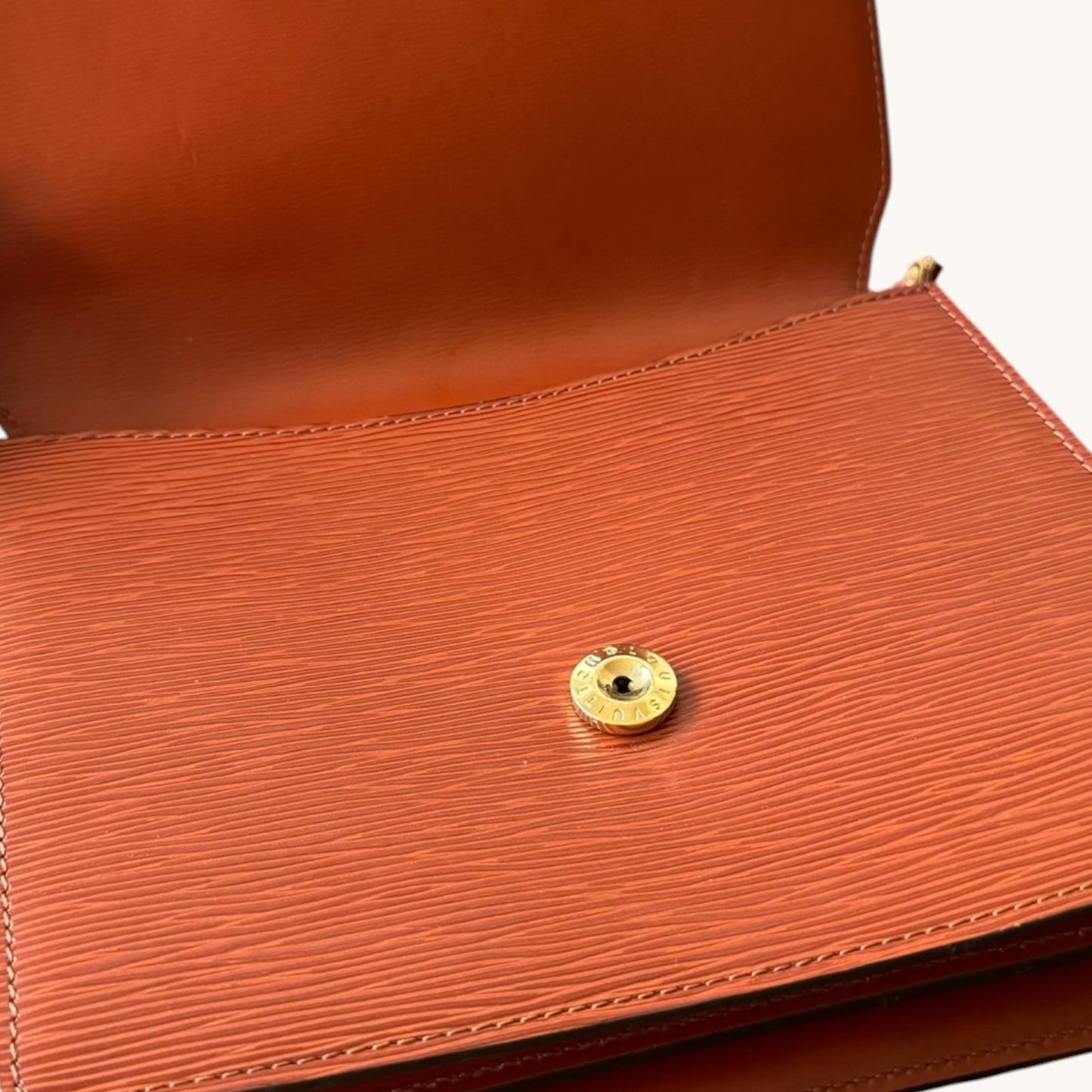 LOUIS VUITTON Grenelle Epi Brown Crossbody/Shoulder Bag