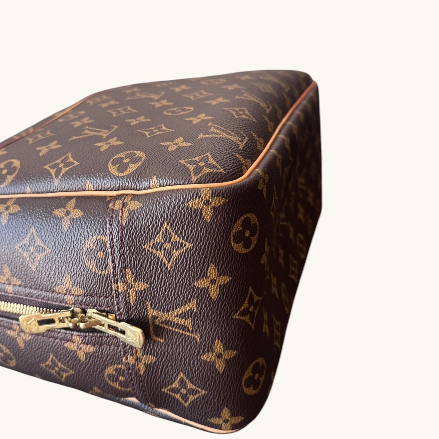 LOUIS VUITTON "Deauville" Monogram