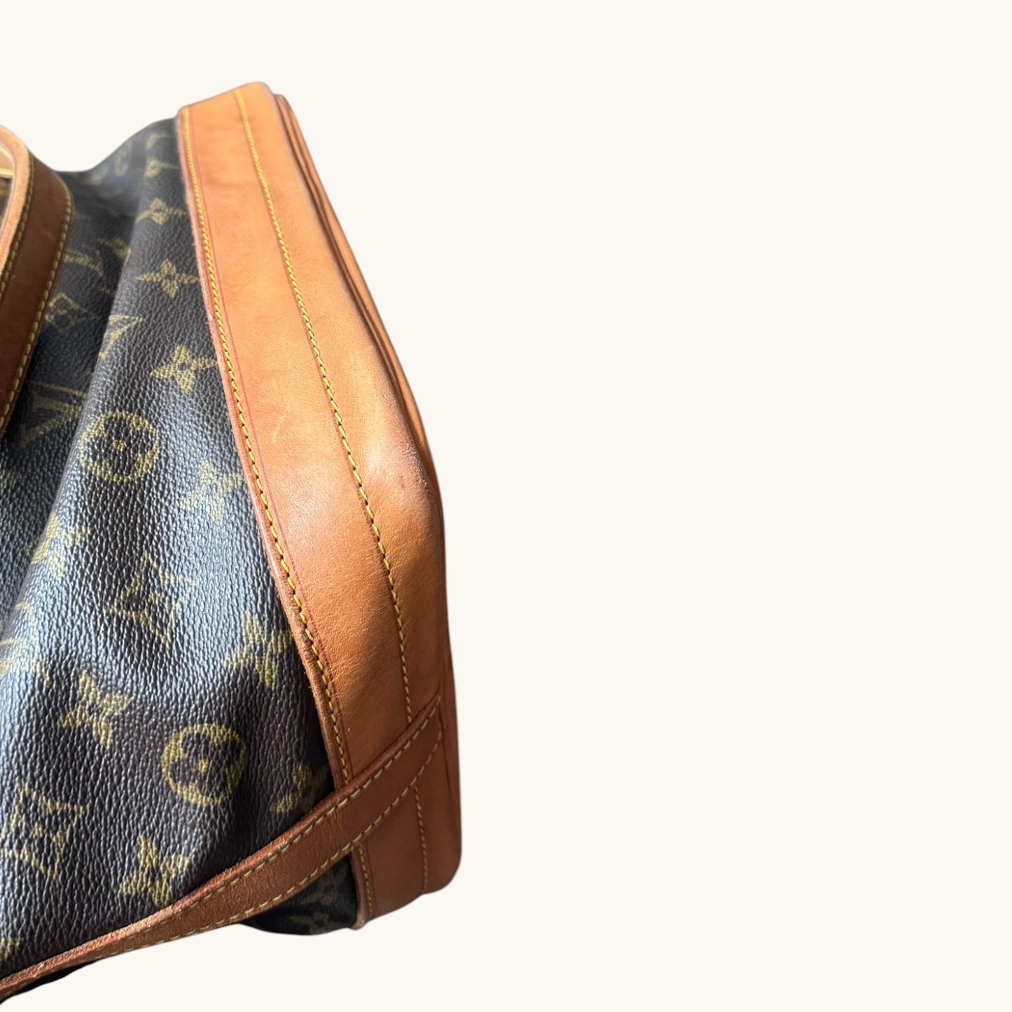 LOUIS VUITTON Grand Noé Monogram Canvas Gold Hardware