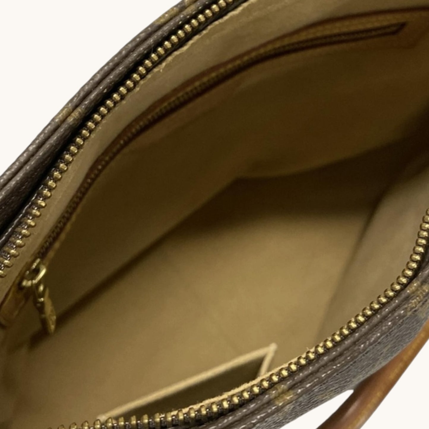 Louis Vuitton Looping Bag GM Monogram Shoulder and Handbag