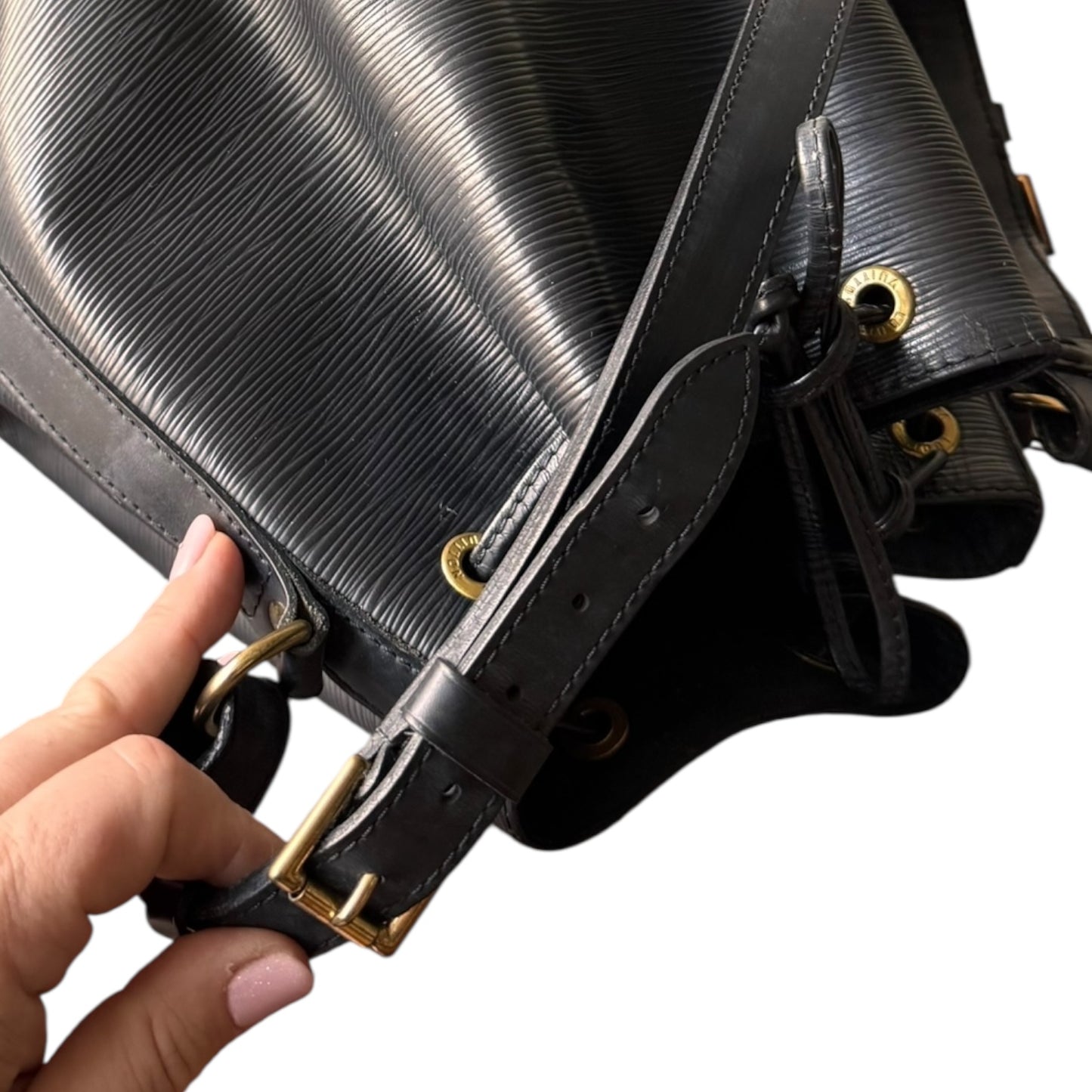 LOUIS VUITTON Grand Noé Epileder Schwarz Goldhardware