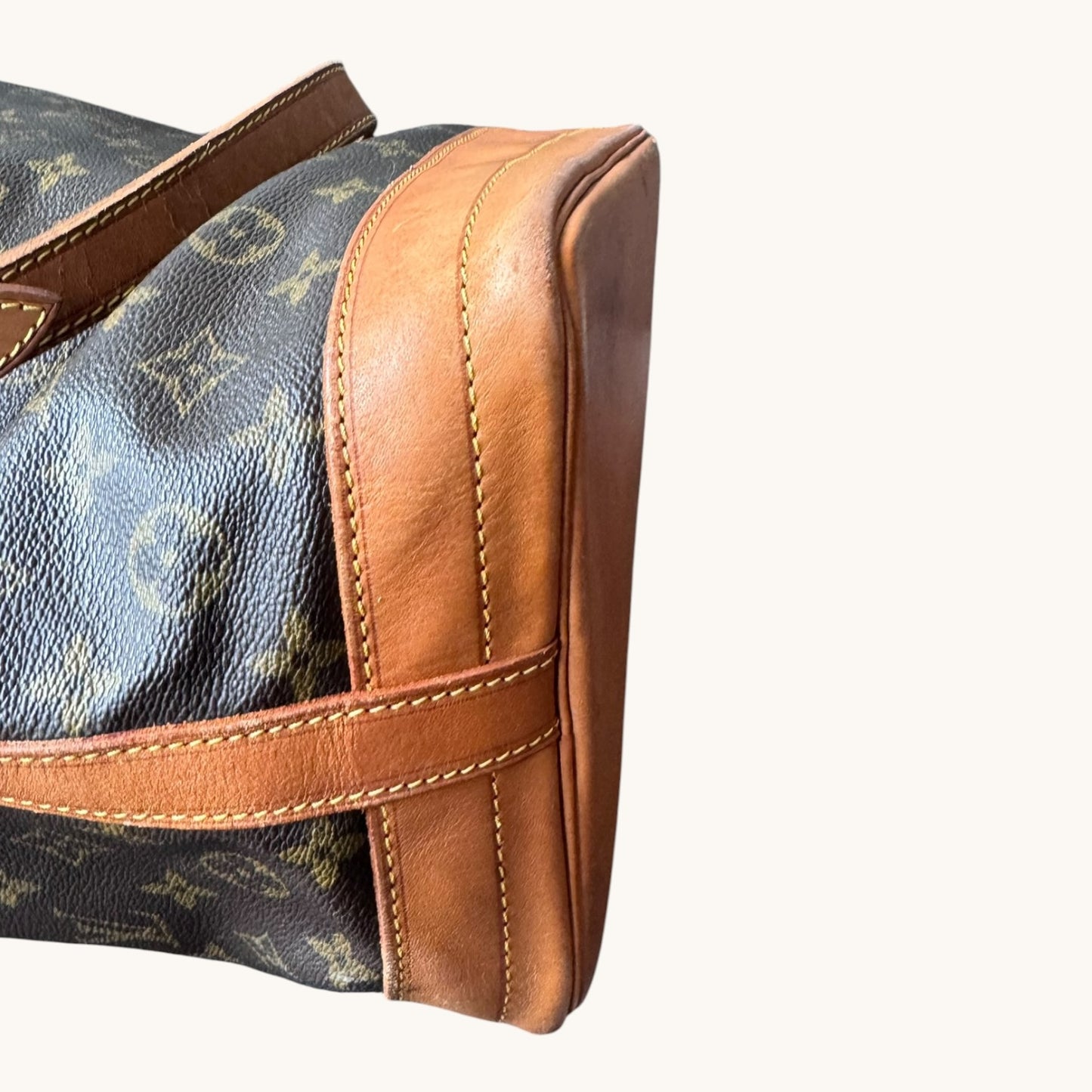 LOUIS VUITTON Grand Noé Monogram Canvas Gold Hardware