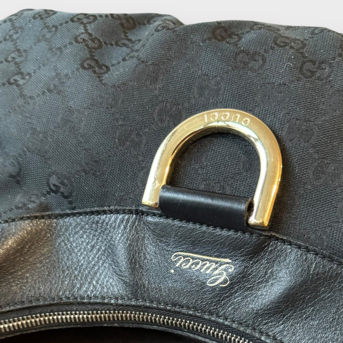 GUCCI sac à main sac bandoulière noir matériel doré