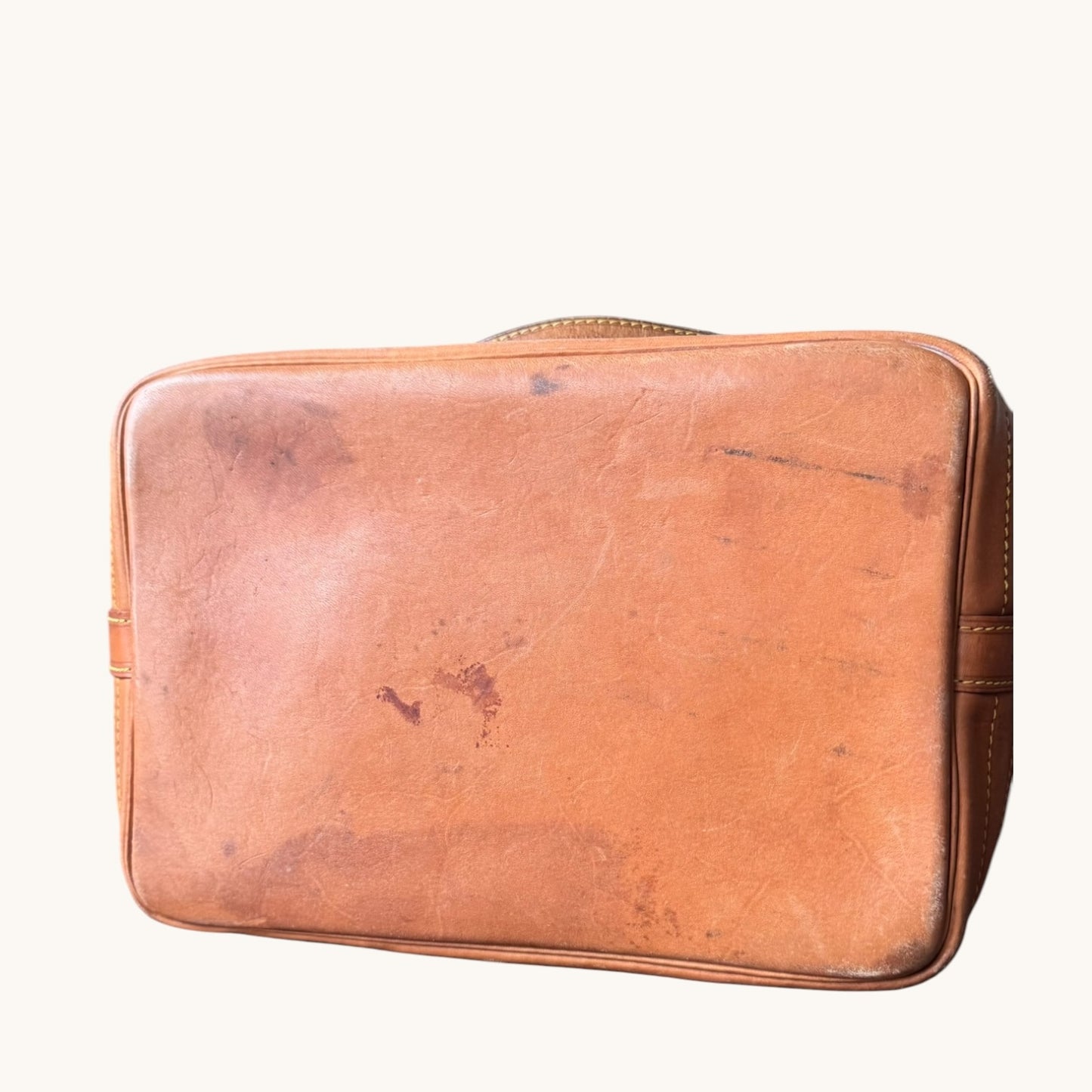 LOUIS VUITTON Grand Noé Monogram Canvas Gold Hardware