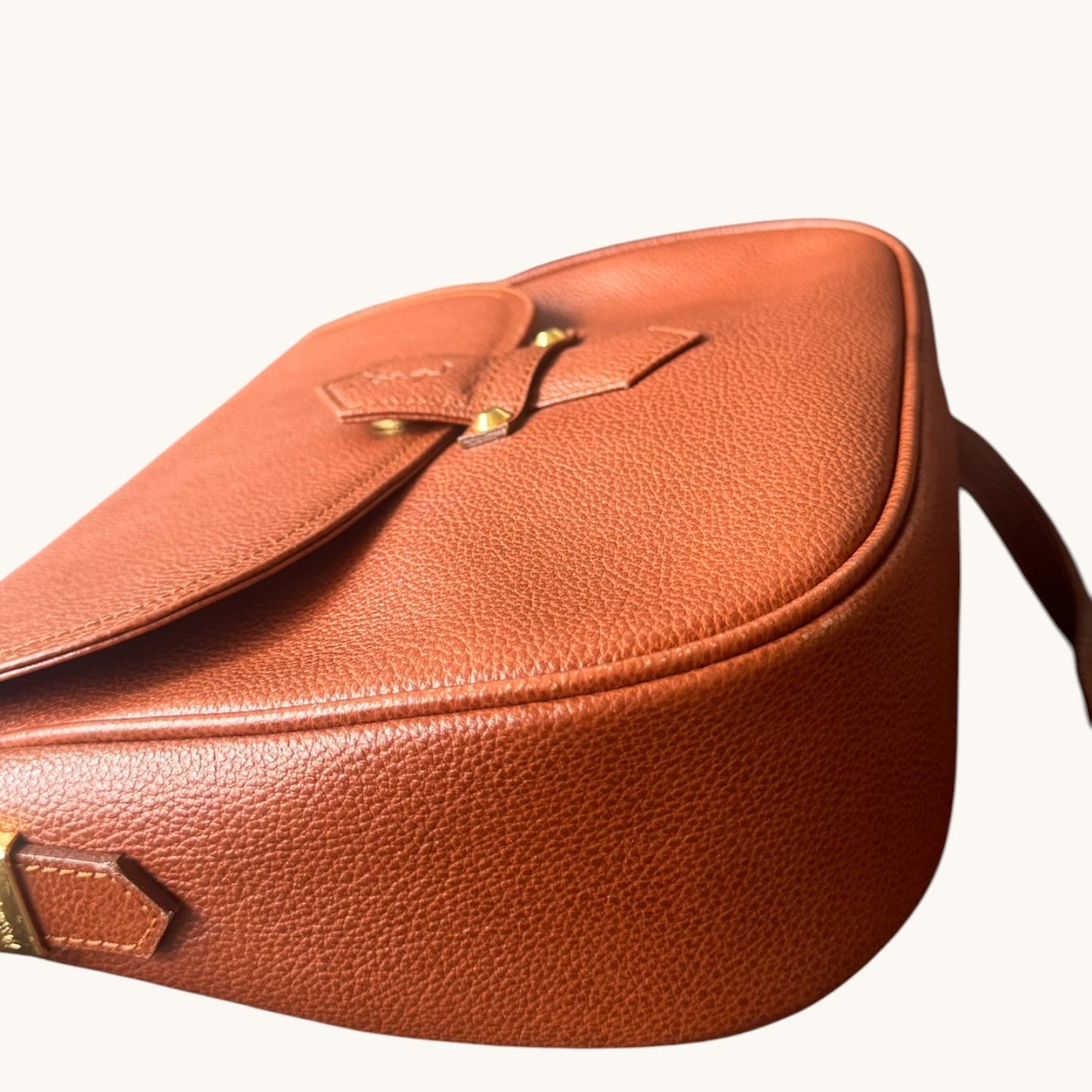 YVES SAINT LAURENT Vintage Bag Brown Leather