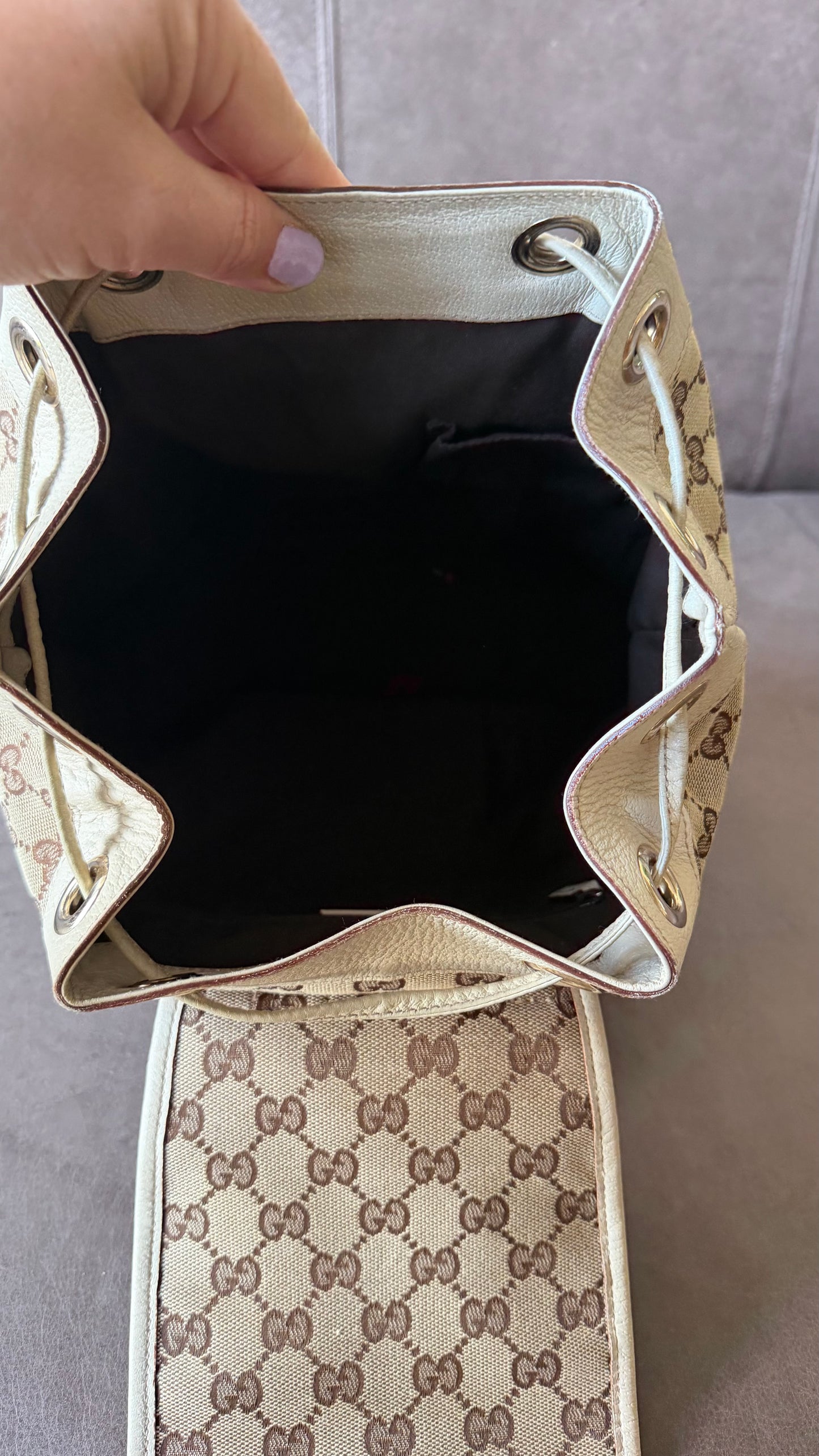 GUCCI GG Backpack Beige Off-white
