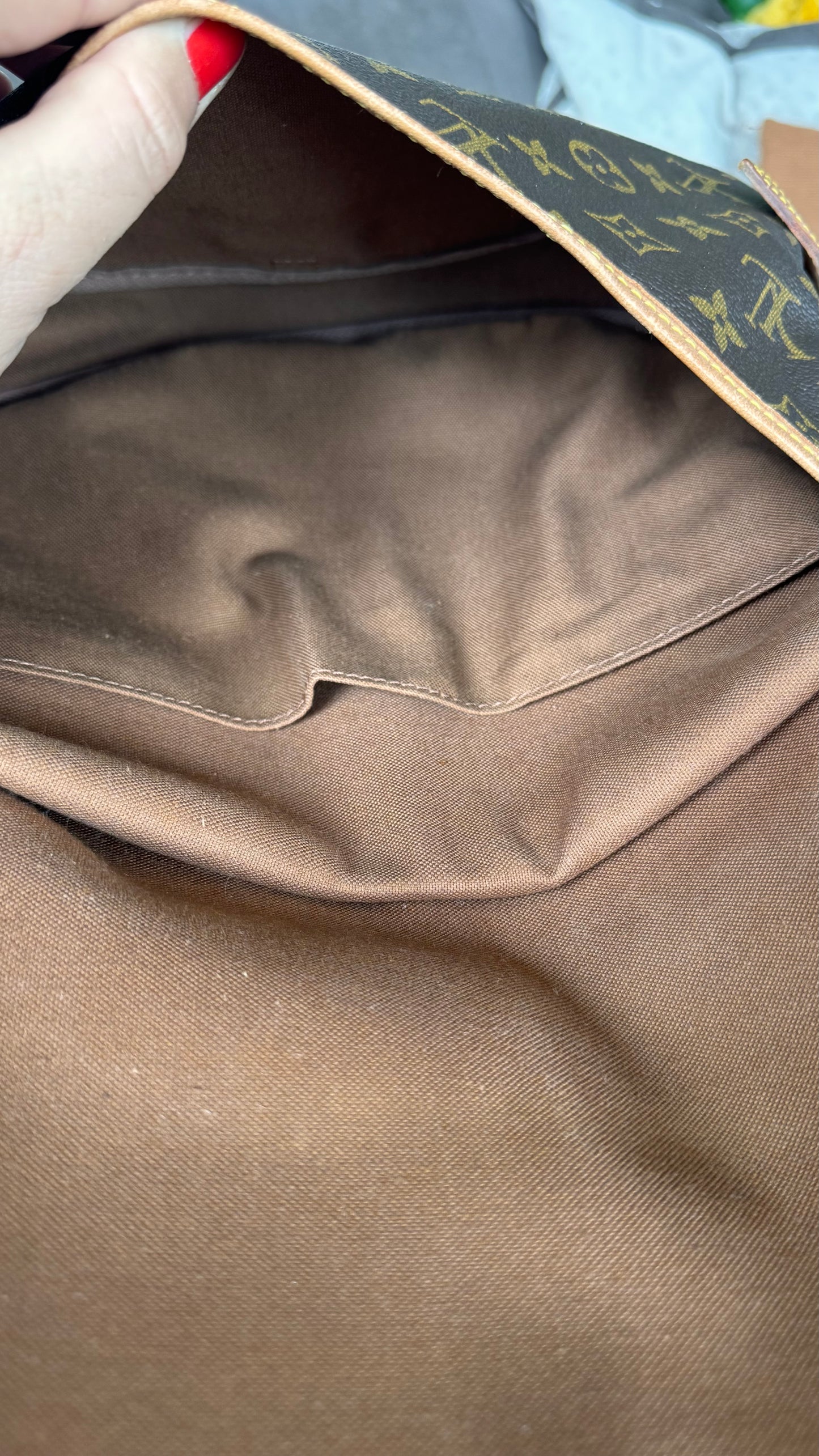 Sac à main Louis Vuitton Saumur 30 Monogram Sac à bandoulière Sac à bandoulière