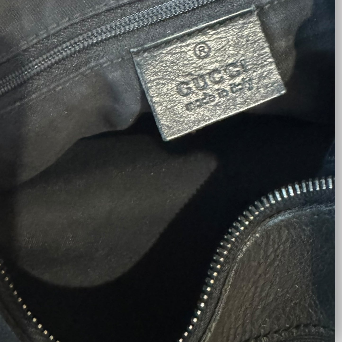 GUCCI Handtasche Schultertasche Schwarz Goldhardware