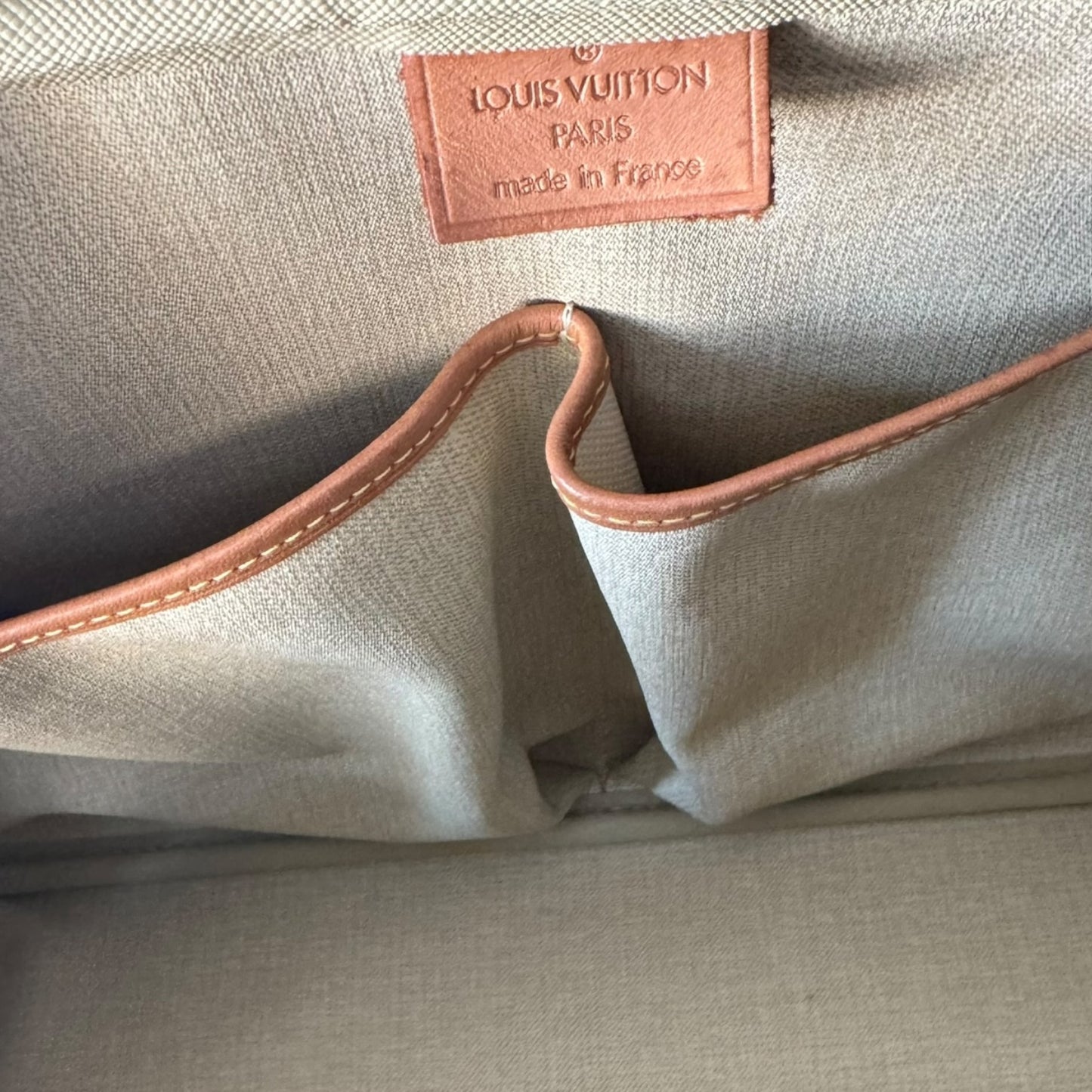 LOUIS VUITTON "Deauville" Monogram