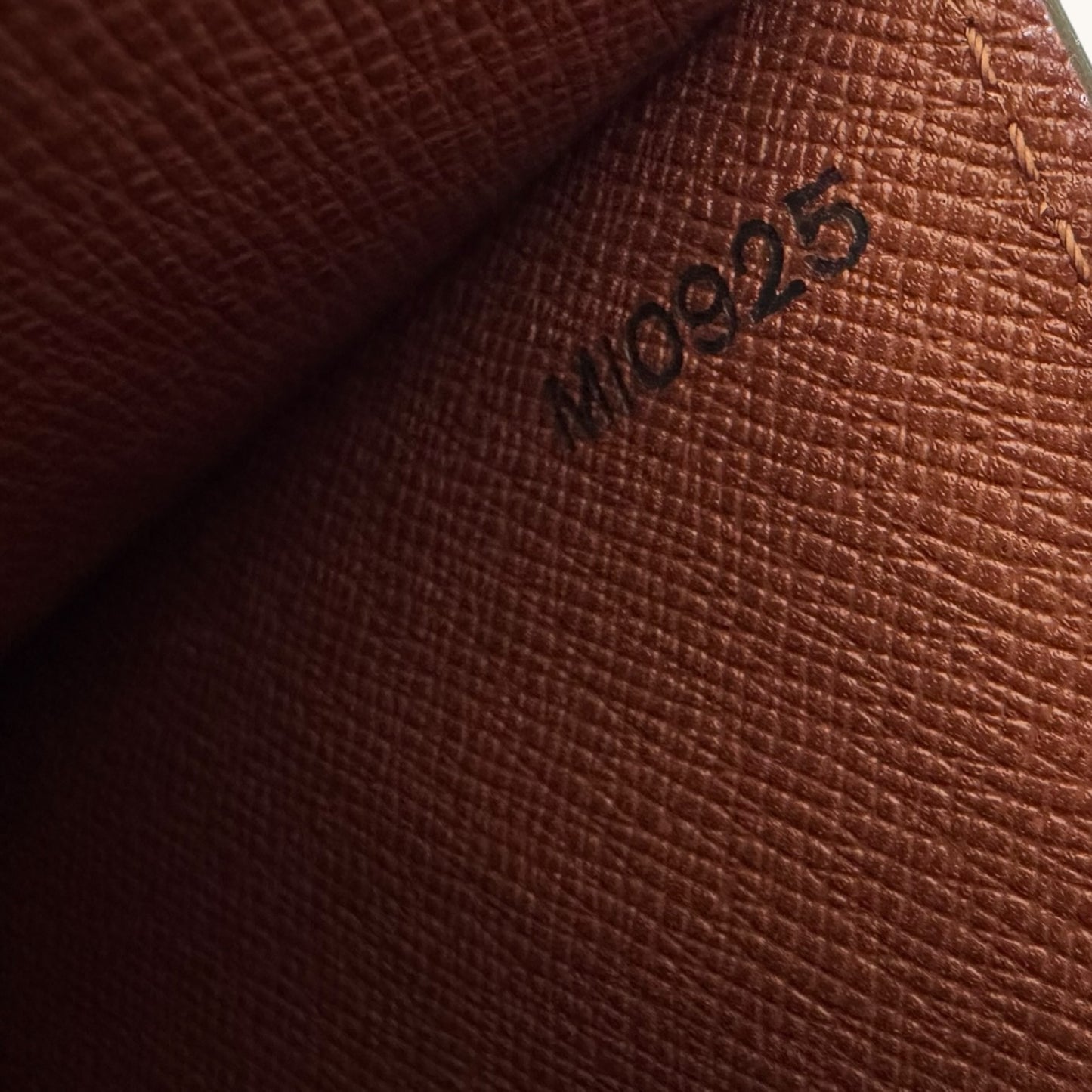 LOUIS VUITTON Grenelle Epi Brown Crossbody/Shoulder Bag