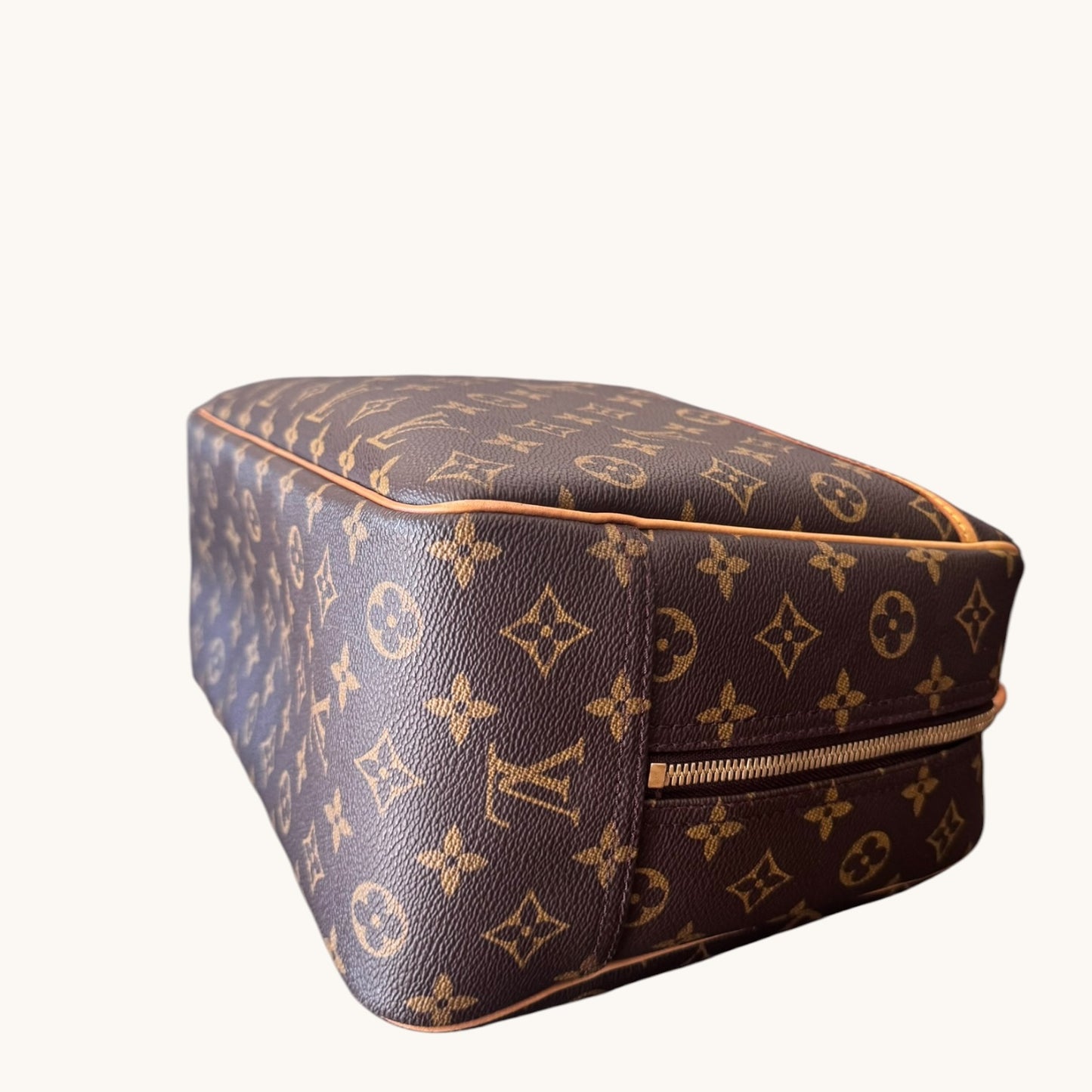 LOUIS VUITTON "Deauville" Monogram