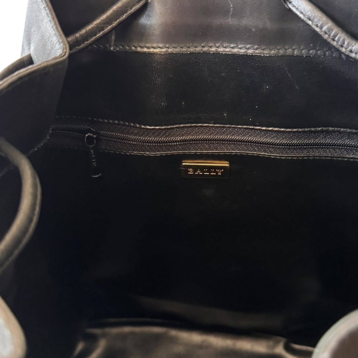 BALLY Vintage Handtasche (Beuteltasche/bucket bag) aus schwarzem Glattleder