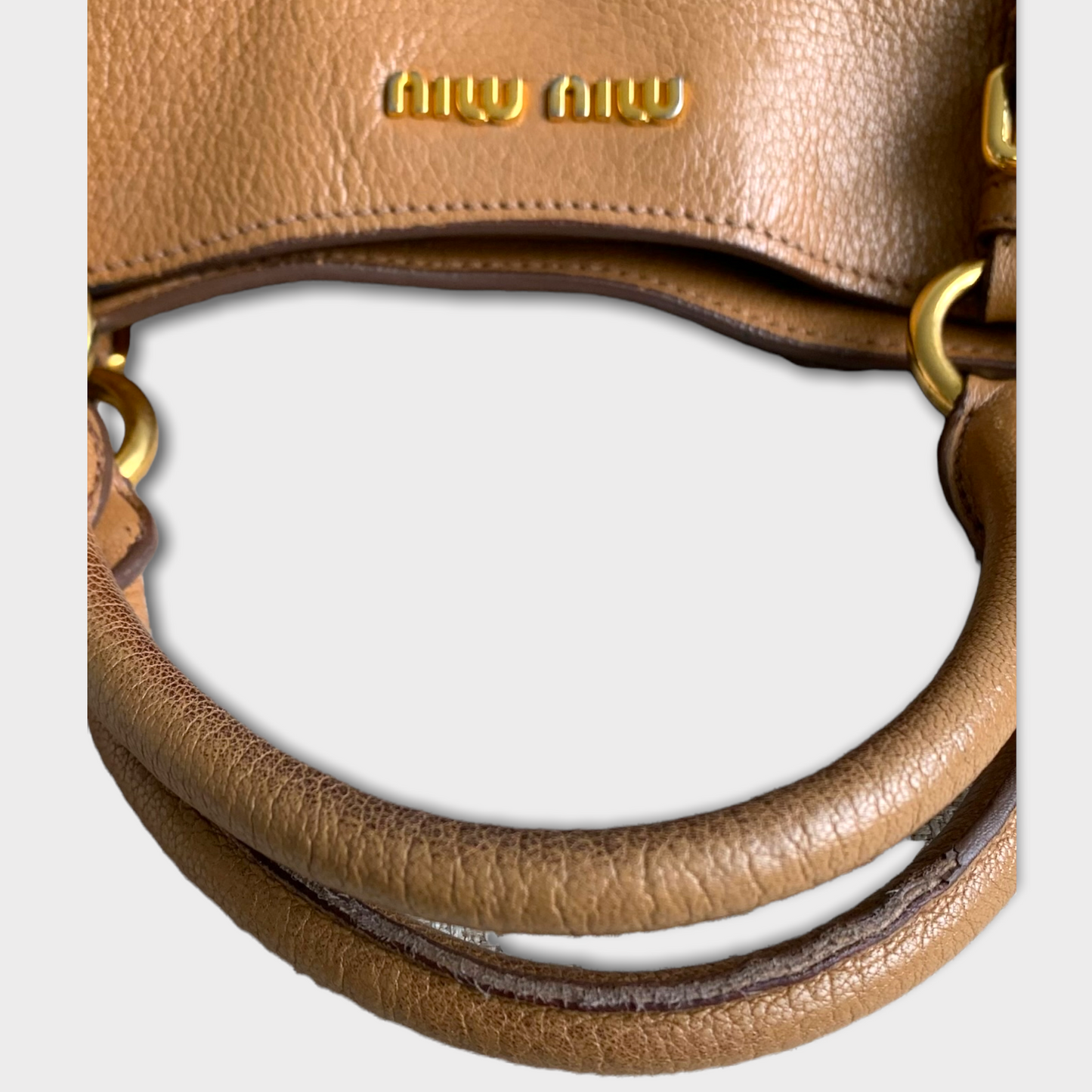 MIU MIU sac à main bandoulière en cuir bijouterie dorée