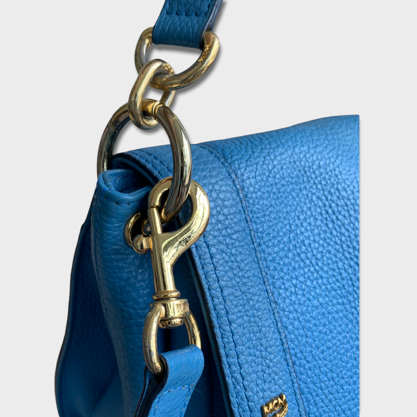 MCM Satchel Bleu Cuir Numéro I0122 Sac en cuir